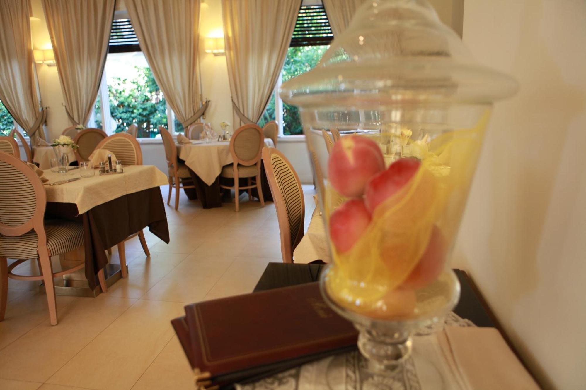 Hotel Tirreno Castiglioncello Extérieur photo