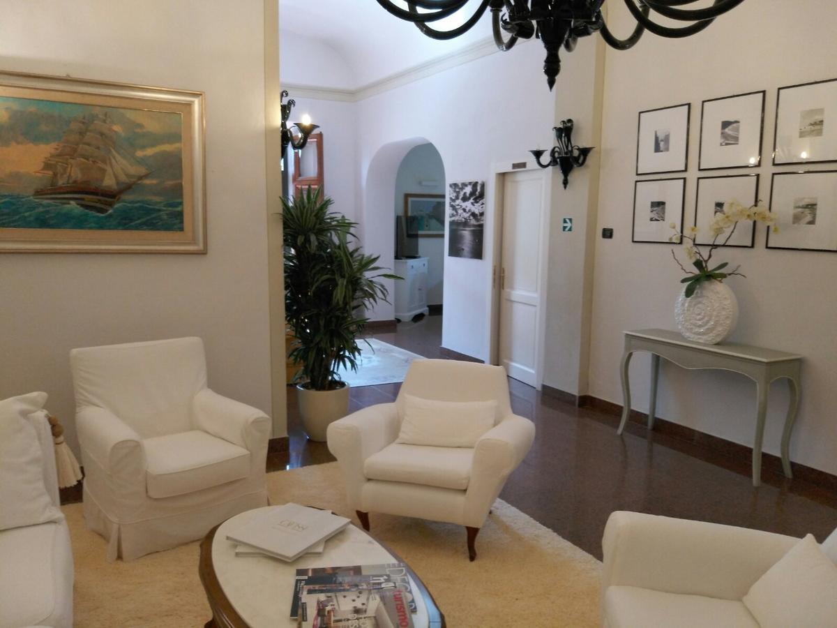 Hotel Tirreno Castiglioncello Extérieur photo